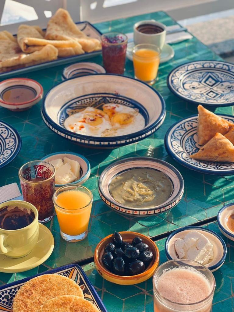 Riad Amelia - Lalla Amelia Room Tétouan Екстериор снимка